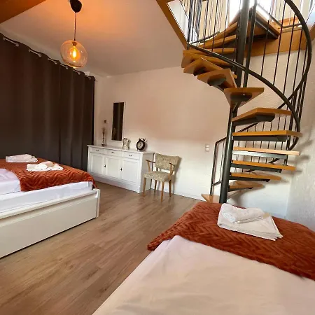 Apartment Dilara By Ninja Spaces - 105qm Maisonette, Netflix, Garten, Parkplatz *